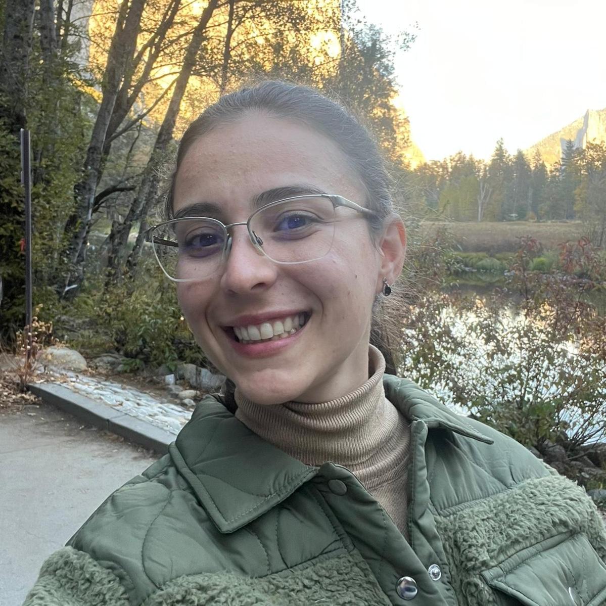 Let&iacute;cia Ladeira Sirimarco